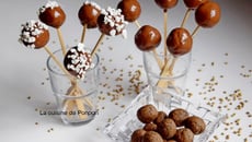 Boule au sarrasin, amande, pruneau et chocolat