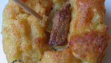 Minis cakes à la pomme de terre et au foie gras