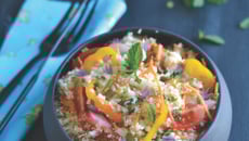 Taboulé de chou-fleur et crudités à la menthe