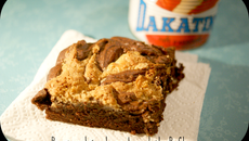 Brownie marbré au beurre de cacahuètes