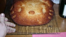 Gâteau au yaourt avec morceaux de pomme