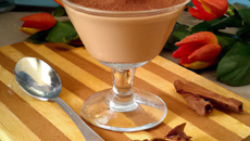 Mousse au chocolat aromatisée à la cannelle