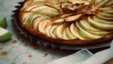 Tarte aux pommes .