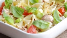 Salade de pâtes papillons au St Môret