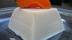 Blanc manger à la fleur d'oranger et l'agar-agar