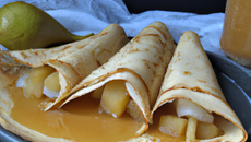 Crêpes bretonnes poires et caramel beurre salé