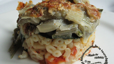 Gratin de pâtes aux côtes de blettes aillées aux tomates