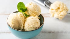 Glace à l'italienne à la vanille