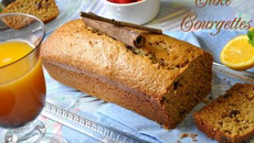 Cake sucré aux courgettes et raisins secs