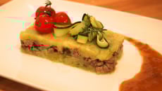 Parmentier de courgettes et agneau au cumin, sauce au thym