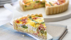 Quiche aux asperges et au jambon de Parme