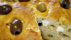 Cake aux olives et à la féta