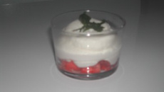 Verrines gourmandes aux fraises et chocolat blanc