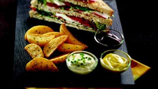 Club fraicheur bacon tomates et Mozzarella