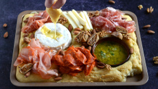 Planche focaccia au camembert