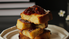 Pain perdu à la confiture
