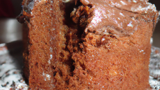 Gâteau au chocolat givré