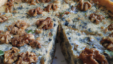Tourte au roquefort et aux noix