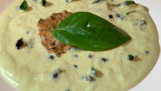 Pintade au basilic et lait de coco