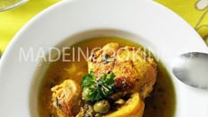 Tajine de poulet au citron et aux olives, semoule de blé