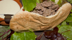 Pita, bœuf et raifort