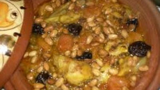 Tajine de poulet aux oignons et raisins secs