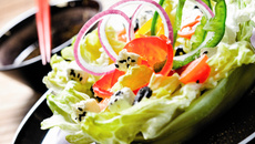 Salade Grecque japonisée