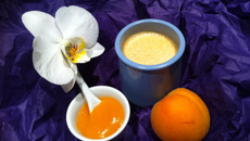 Panna Cotta à l'ancienne, coulis d'abricot à l'Ylang Ylang