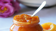 Confiture Abricots-rhubarbe