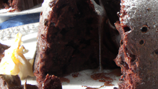 Gâteau au chocolat façon stracciatella au Micro-ondes