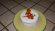 Îles flottante à la rose, éclats de caramel maison