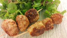 Yakitoris : Boulettes de poulet à la dukkah