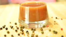 Sauce crémeuse au poivre vert