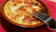 Clafoutis salé bacon-reblochon