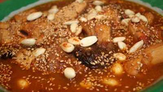 Tajine aux pruneaux et aux abricots