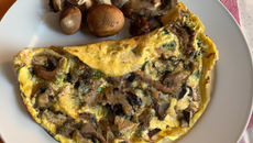 Omelette forestière aux champignions
