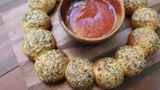 Pizza bread dips