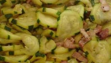 Courgettes cuisinées aux lardons