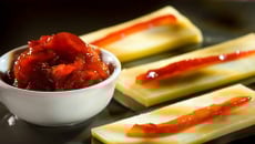 Comté, poivron, safran