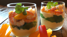Verrine de crevettes, crabe et kakis