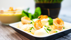 Crevettes et saint-jacques cremées à la ciboulette