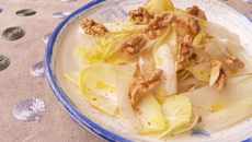 Salade d'endives aux noix