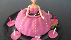 Gâteau anniversaire Barbie