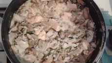 Gratin de la mer aux champignons et poireau