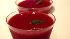 Crème de betterave au sésame