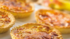 Tartelettes aux pommes et «diamants» frais