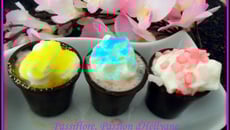 Coupelles en chocolat garnies à la mousse aux fraises