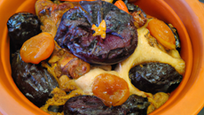 Tajine de pintade aux pruneaux