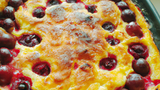 Clafoutis aux cerises traditionnel