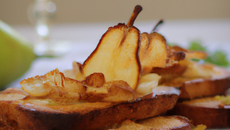 Toasts croustillants aux poires
